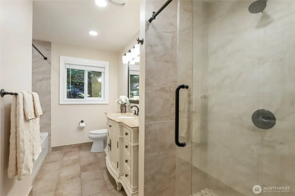 5417 99th Avenue NW Gig Harbor WA 98335
