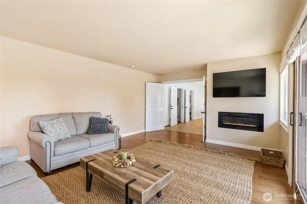 5417 99th Avenue NW Gig Harbor WA 98335