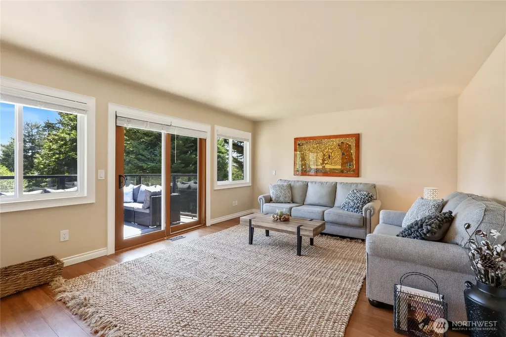 5417 99th Avenue NW Gig Harbor WA 98335