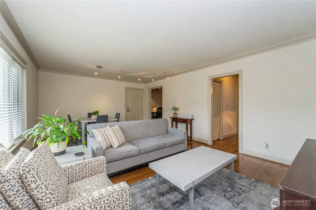 102 Galer Street Seattle WA 98109