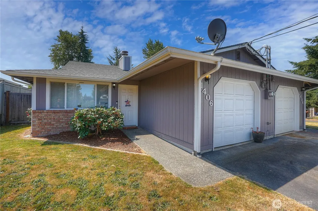 1404 103rd Street E Tacoma WA 98445