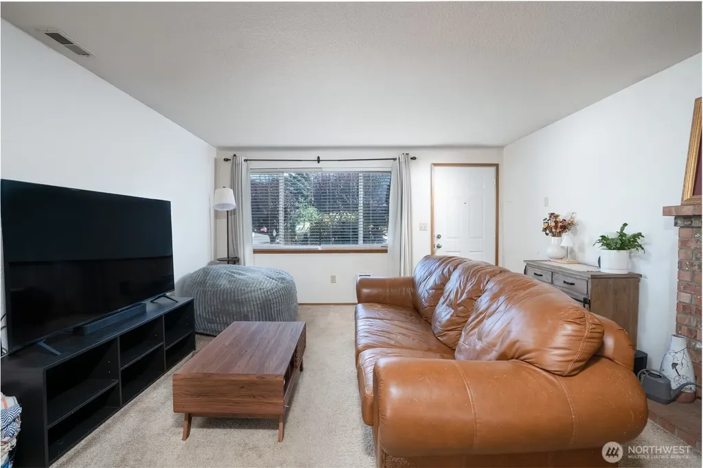 1404 103rd Street E Tacoma WA 98445
