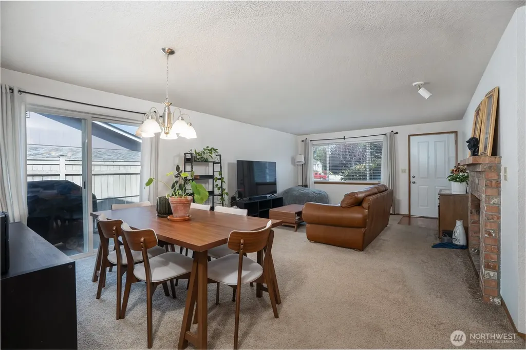 1404 103rd Street E Tacoma WA 98445