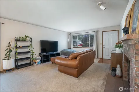 1404 103rd Street E Tacoma WA 98445