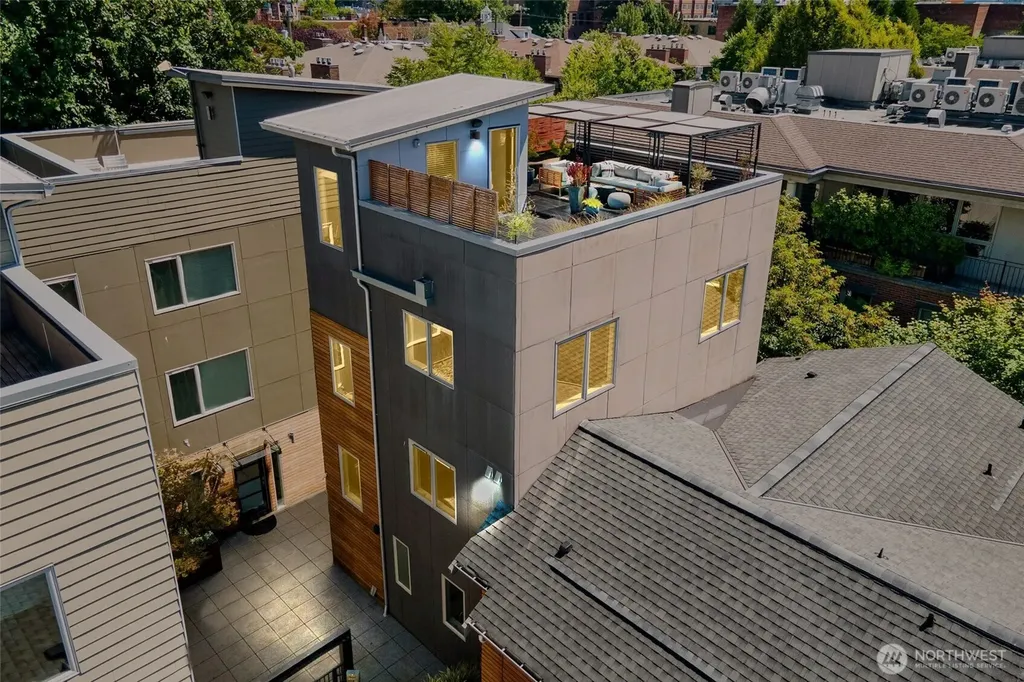728 Boylston Avenue E Seattle WA 98102