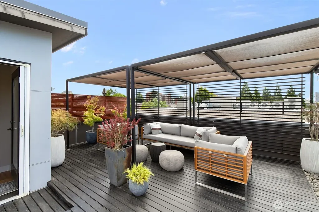 728 Boylston Avenue E Seattle WA 98102