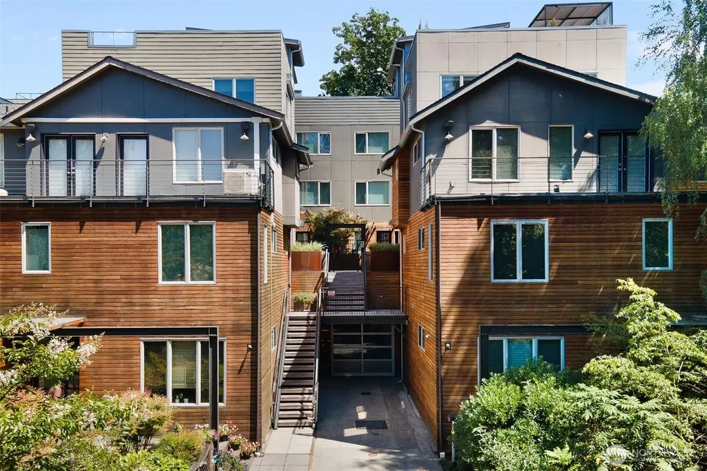 728 Boylston Avenue E Seattle WA 98102