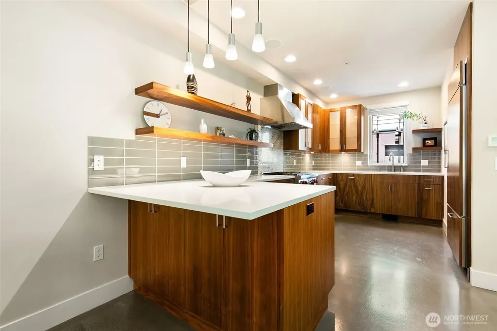 728 Boylston Avenue E Seattle WA 98102