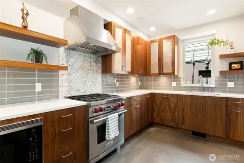 728 Boylston Avenue E Seattle WA 98102
