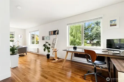 728 Boylston Avenue E Seattle WA 98102