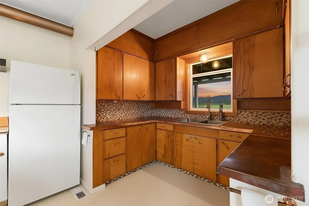 30731 Walberg Road Sedro Woolley WA 98284