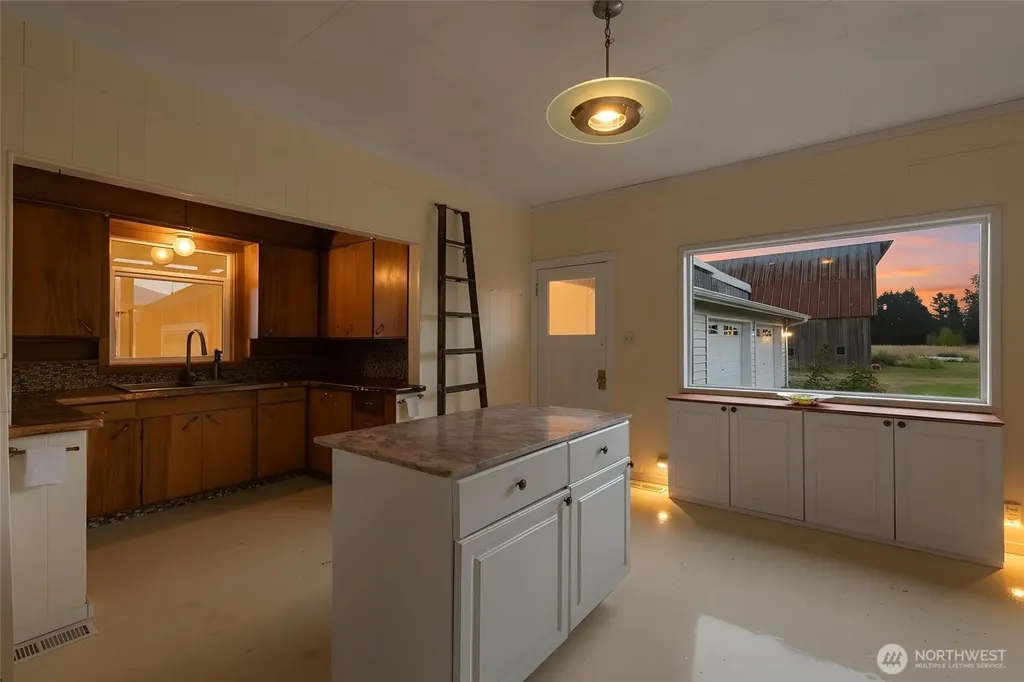30731 Walberg Road Sedro Woolley WA 98284