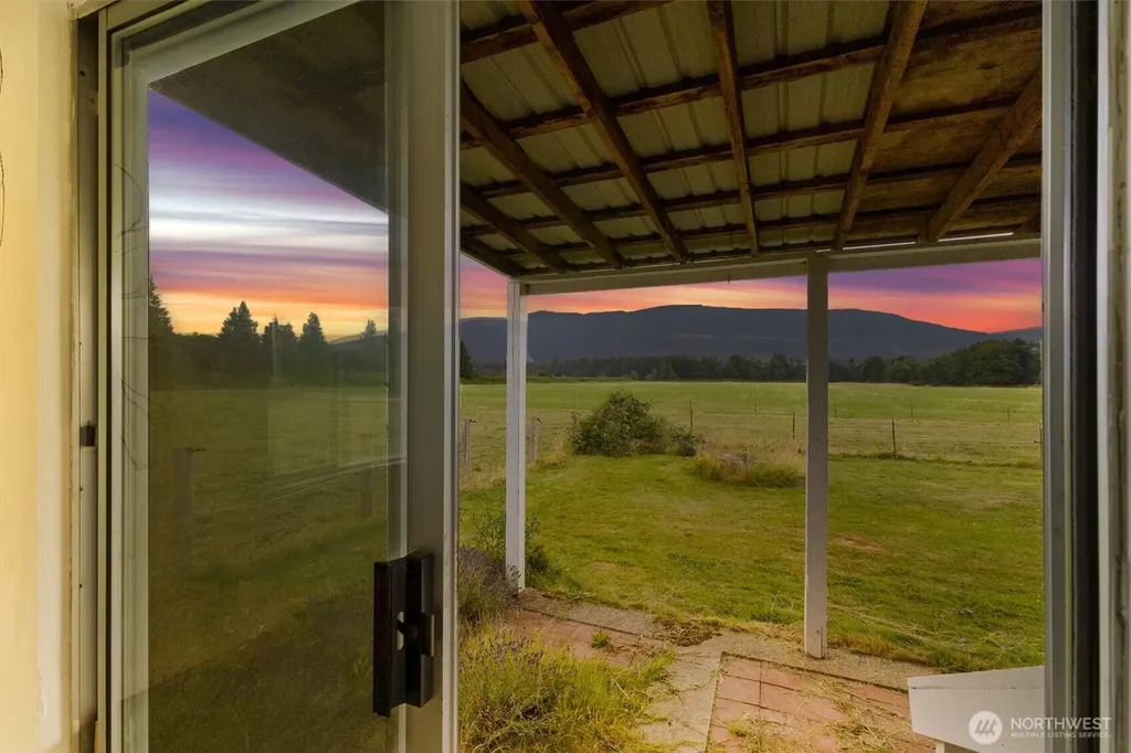 30731 Walberg Road Sedro Woolley WA 98284