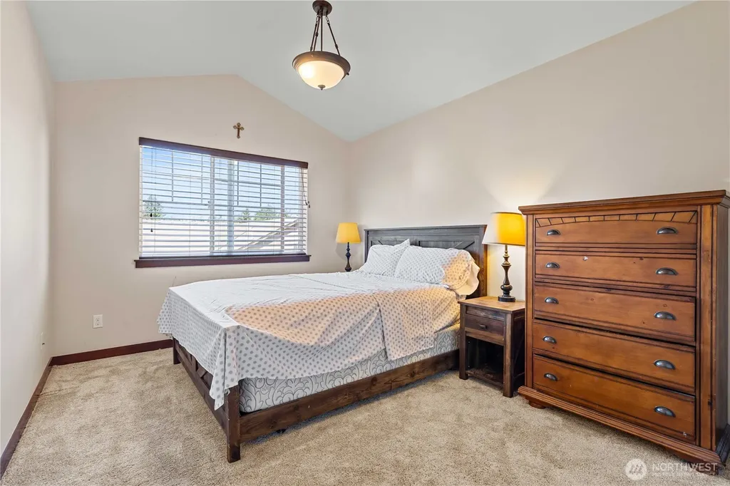 23890 SE 286th Place Maple Valley WA 98038