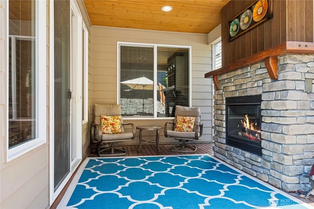 23890 SE 286th Place Maple Valley WA 98038