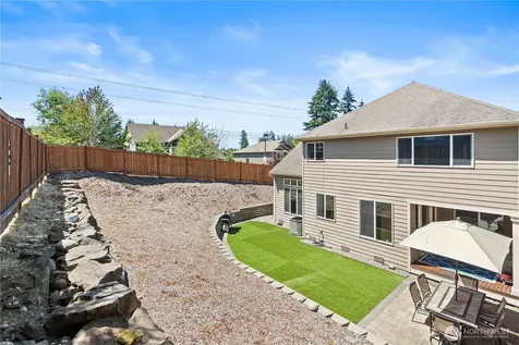 23890 SE 286th Place Maple Valley WA 98038