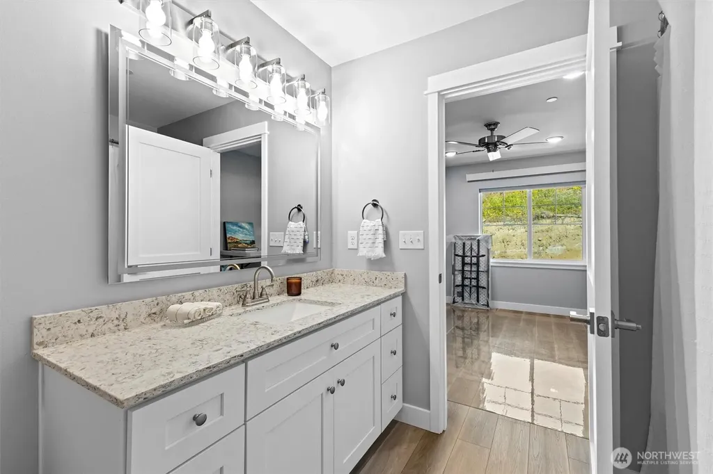 3647 Sussex Drive Bellingham WA 98226