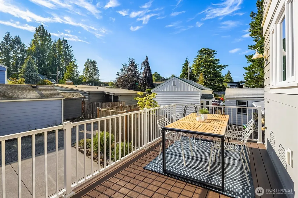 7051 34th Avenue NE Seattle WA 98115