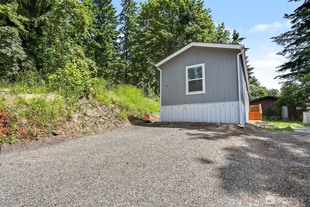 28454 168th Avenue SE Kent WA 98042