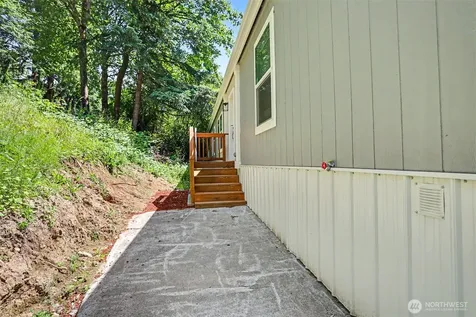 28454 168th Avenue SE Kent WA 98042