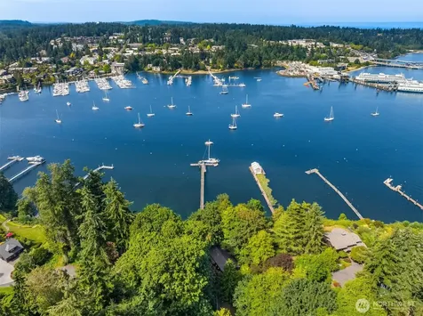 5854 Packard Lane NE Bainbridge Island WA 98110