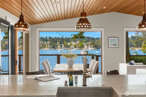 5854 Packard Lane NE Bainbridge Island WA 98110