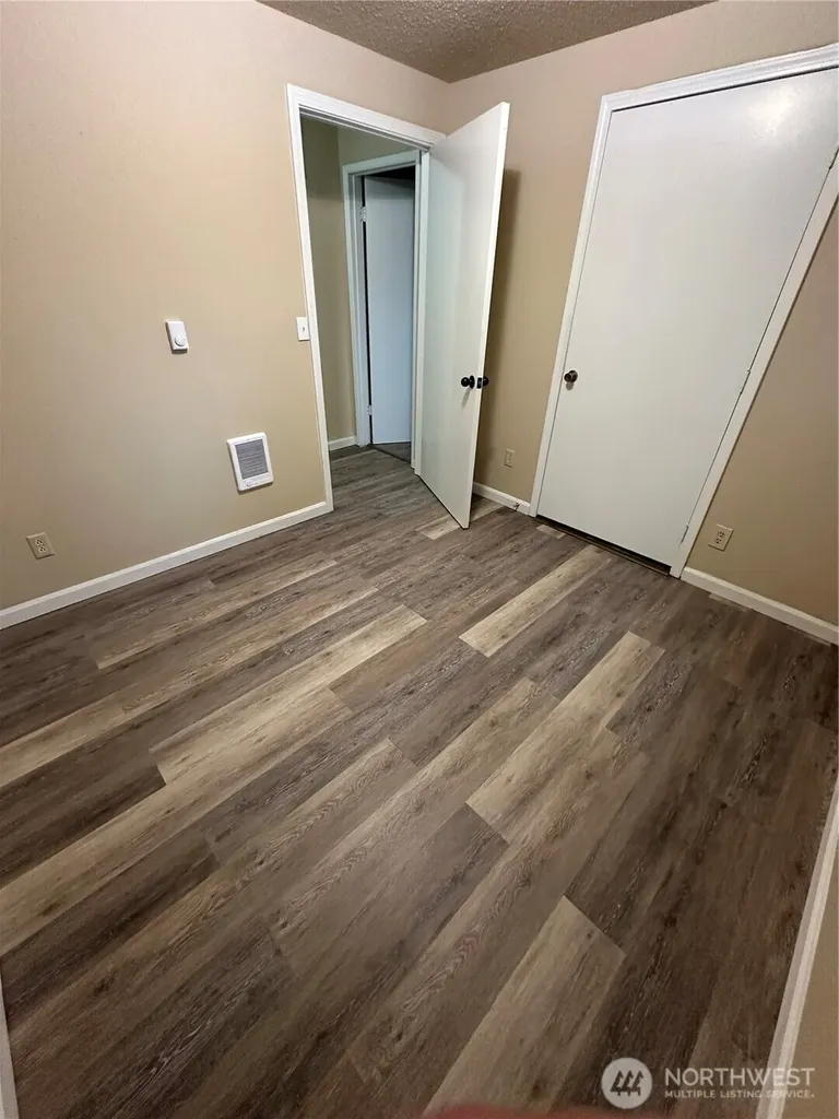 9112 336th Street S Roy WA 98580