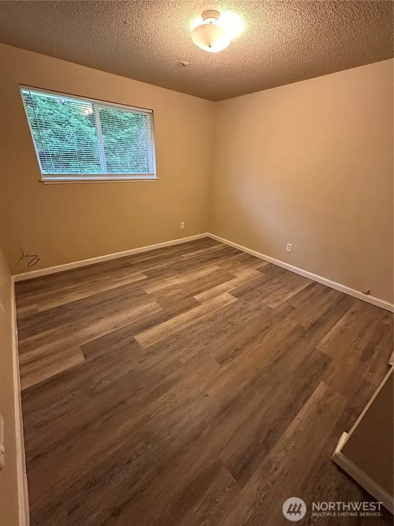 9112 336th Street S Roy WA 98580