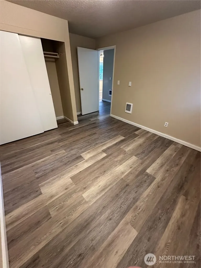 9112 336th Street S Roy WA 98580
