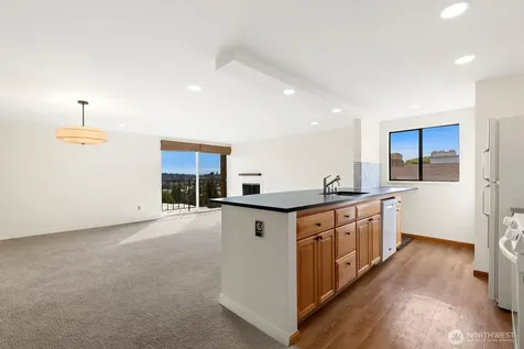 3710 25th Place W Seattle WA 98199