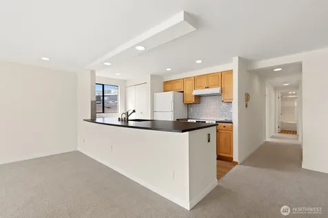 3710 25th Place W Seattle WA 98199