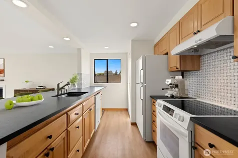 3710 25th Place W Seattle WA 98199