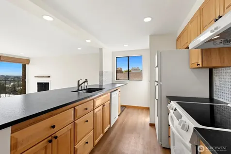 3710 25th Place W Seattle WA 98199