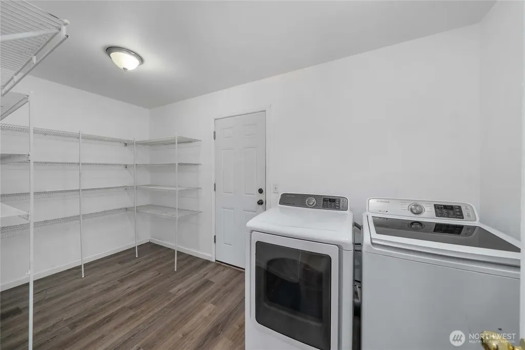19514 104th Avenue E Graham WA 98338