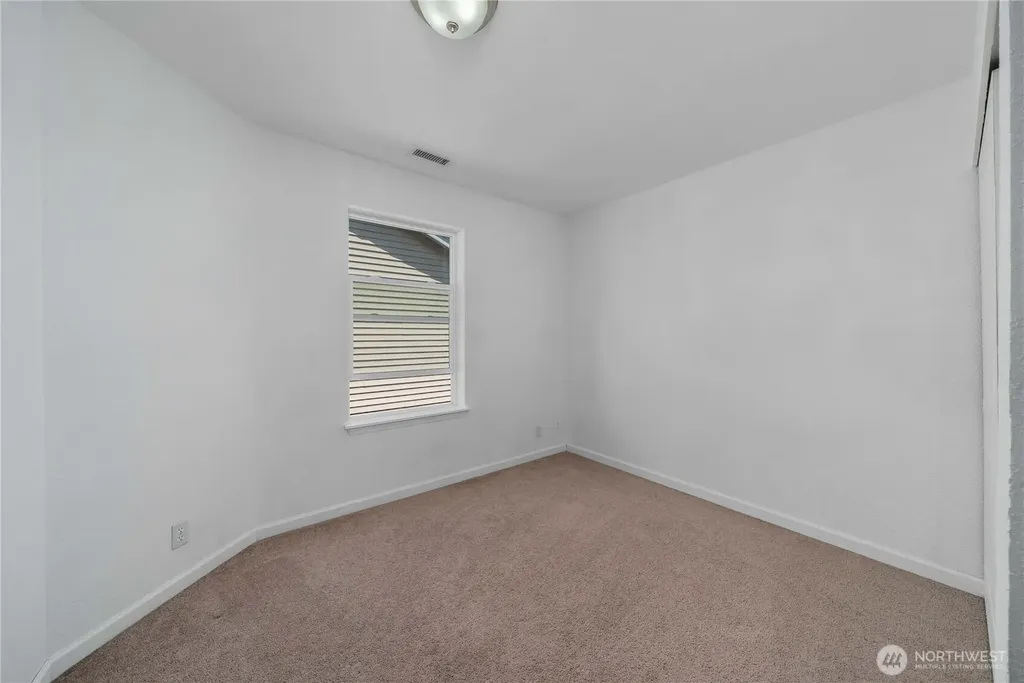 19514 104th Avenue E Graham WA 98338