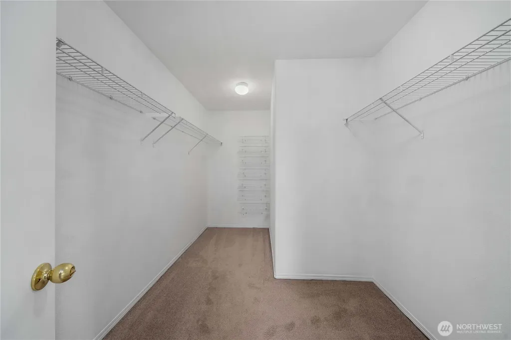 19514 104th Avenue E Graham WA 98338
