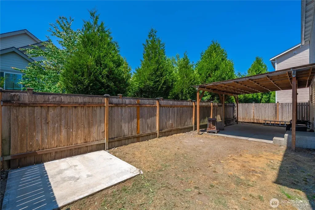19514 104th Avenue E Graham WA 98338