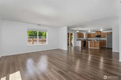 19514 104th Avenue E Graham WA 98338