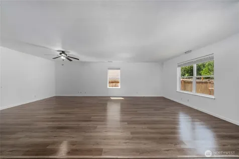 19514 104th Avenue E Graham WA 98338