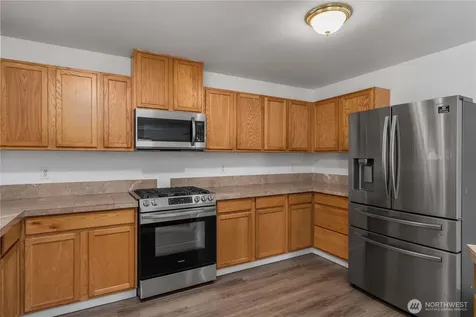 19514 104th Avenue E Graham WA 98338