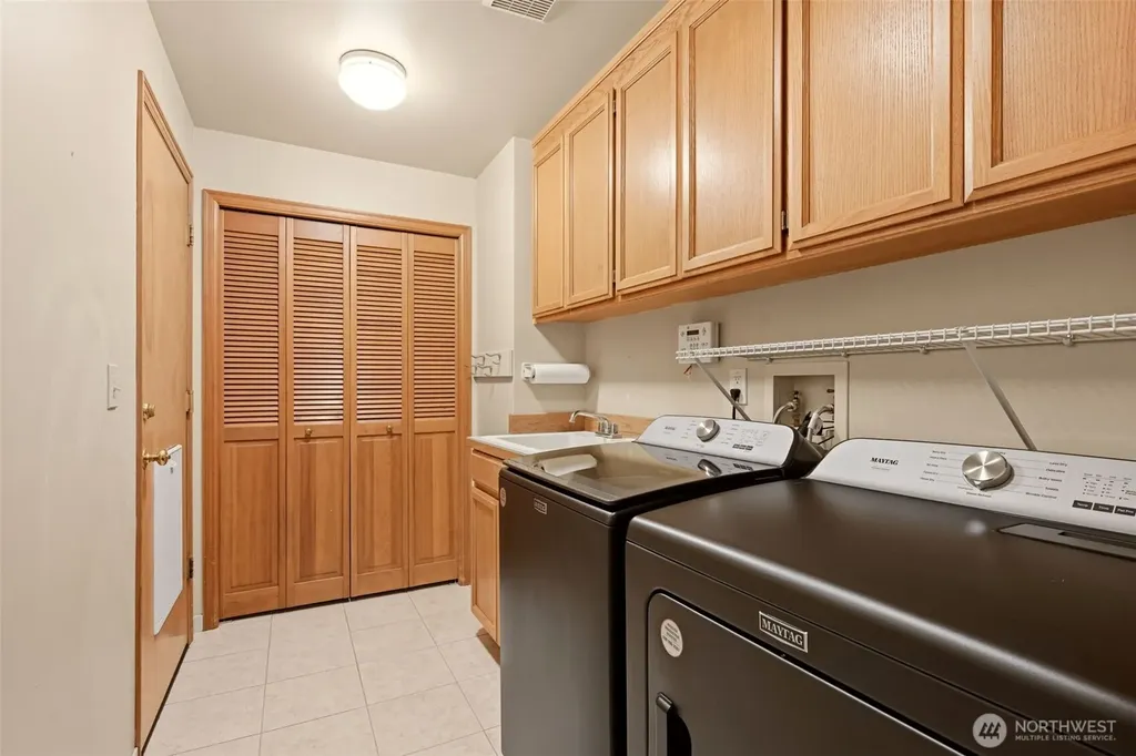 14326 17th Avenue NE Redmond WA 98052