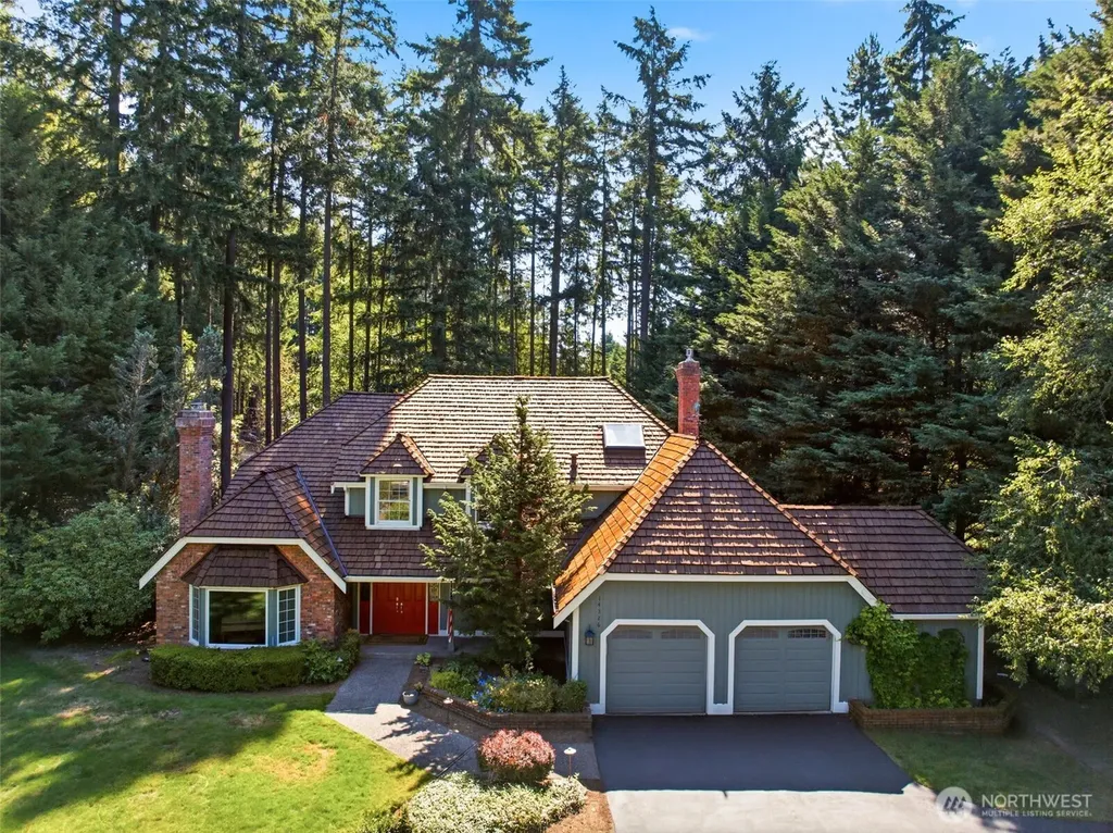 14326 17th Avenue NE Redmond WA 98052
