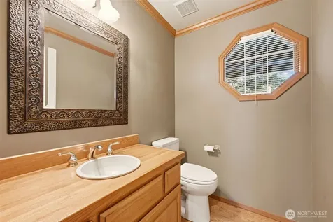 14326 17th Avenue NE Redmond WA 98052