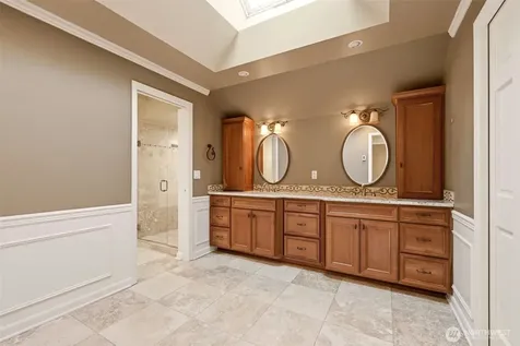 14326 17th Avenue NE Redmond WA 98052