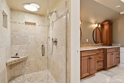 14326 17th Avenue NE Redmond WA 98052