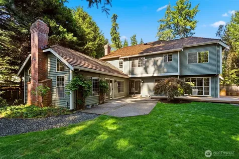 14326 17th Avenue NE Redmond WA 98052