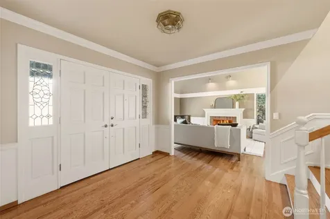 14326 17th Avenue NE Redmond WA 98052