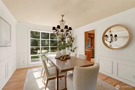 14326 17th Avenue NE Redmond WA 98052