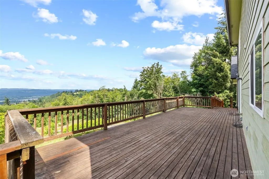 4955 Green Mountain Road Kalama WA 98625