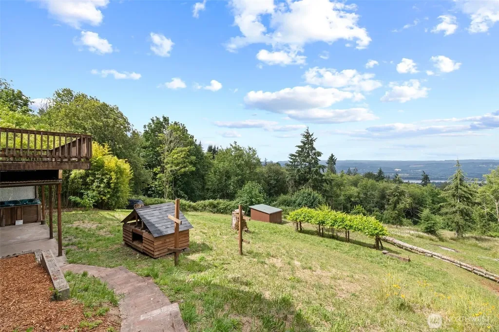 4955 Green Mountain Road Kalama WA 98625